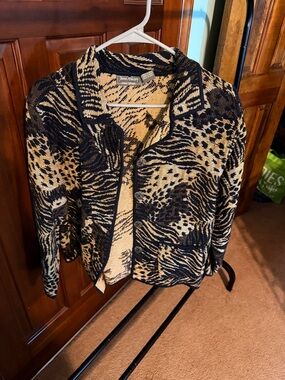 Jane Ashley Black & Tan Animal-Print Knit Blazer
